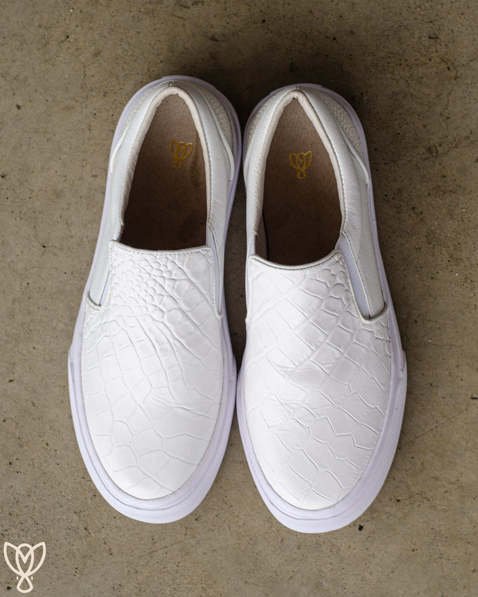 Tenis-Sneakers-Slip-On-en-cuero-vans-blanco-sneakers-azuleja-cali-bogota-medellin-colombia1