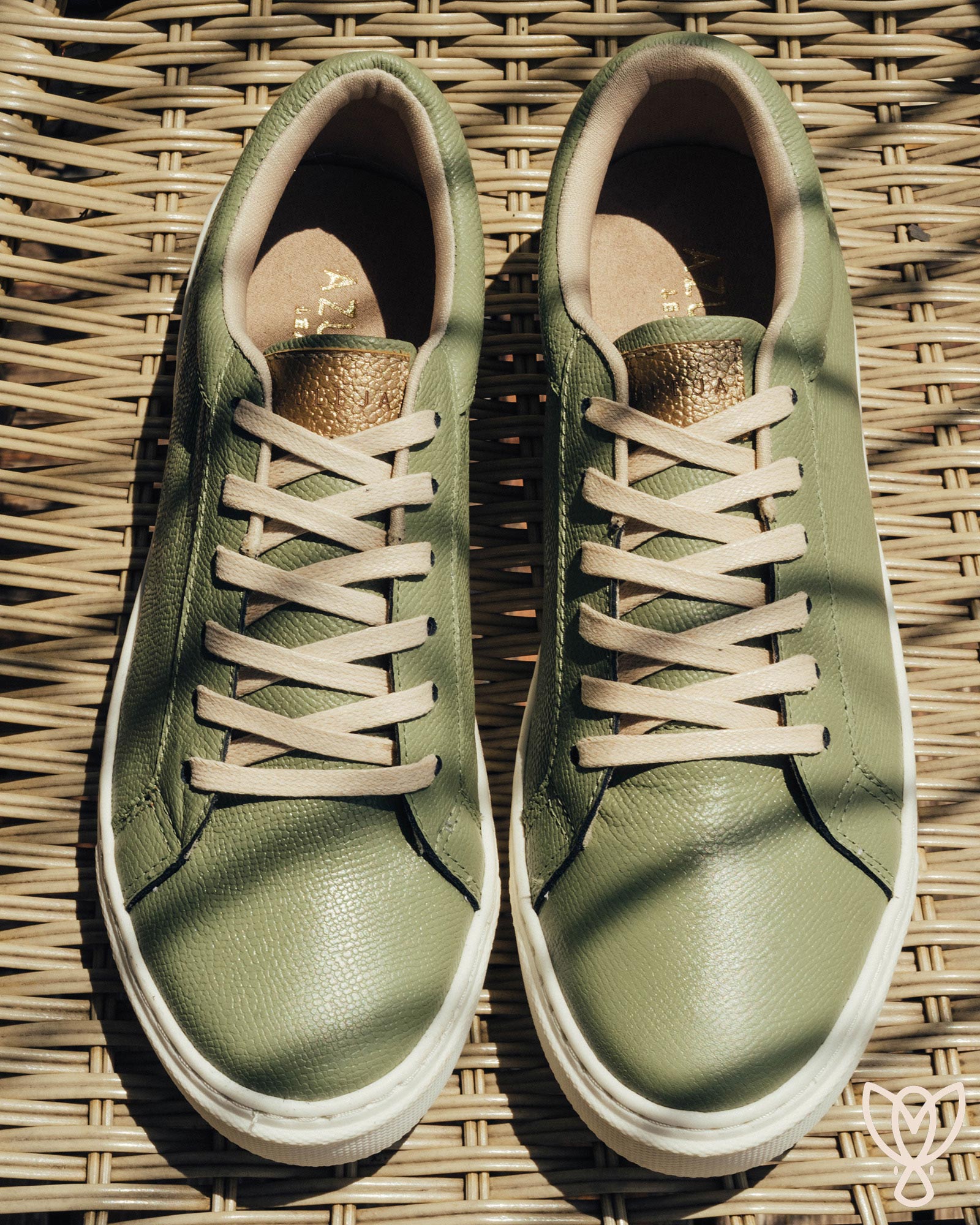 tenis sneakers pistacho verde oliva zapatos cuero azuleja leather cali bogota keds pisahuevos dama mujer zapatillas colombia1